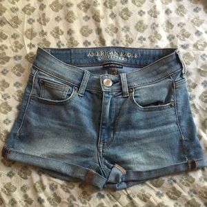American Eagle 🦅 High Rise Denim Shorts (stretch)